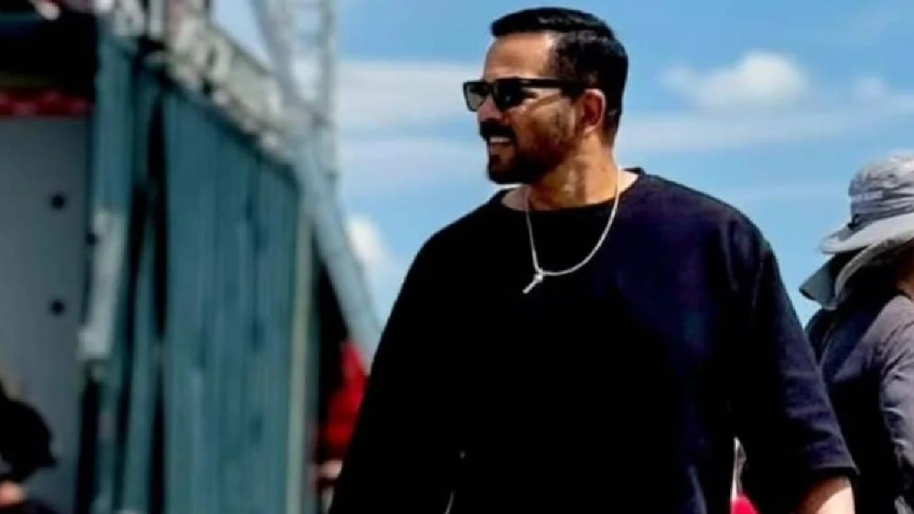 एका मुलाखतीत त्याने सांगितले होते की अनेकदा त्याला खाणे की बसचे भाडे यापैकी एक निवडावे लागायचे. त्यामुळे काही वेळा तो उपाशी झोपायचा. या कठीण परिस्थितींनी त्याला खचवले नाही उलट अधिक मजबूत बनवले. हळूहळू त्याने स्टंट आणि अॅक्शन दिग्दर्शनात आपली ओळख निर्माण केली.