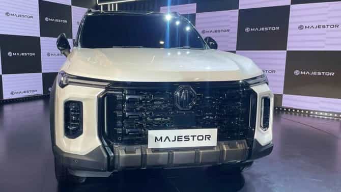 Toyota Fortuner ला टक्कर, MG Majestor चा भारतीय बाजारात धमाका; फक्त 41 हजारात करता येईल बुक