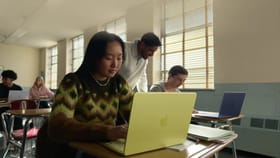 ॲपलचा सर्वात स्वस्त बजेट-फ्रेंडली लॅपटॉप लाँच, भारतात किंमत किती?.