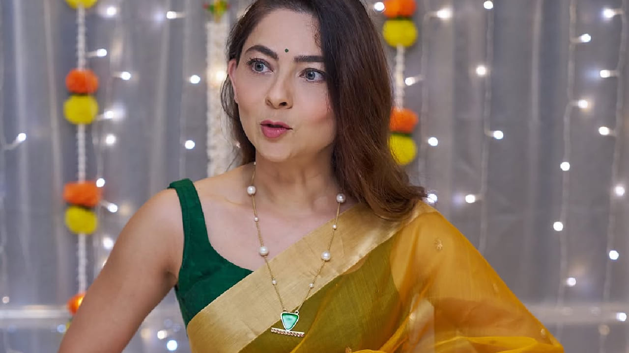 मात्र नंतर अचानक तिला कळवण्यात आले की चॅनेलने दुसऱ्या अभिनेत्रीची निवड केली आहे. यामागचे कारण विचारल्यावर तिला सांगण्यात आले की, 'सोशल मीडिया फॉलोअर्स आणि लोकप्रियता यांसोबतच ती वयानं मोठी दिसते असे मत व्यक्त करण्यात आले.