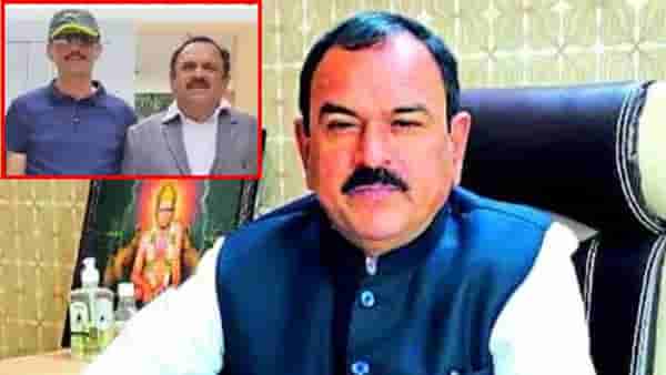 रुपाली चाकणकरांपाठोपाठ ठाकरे गटाचा दिग्गज नेताही भोंदू बाबा खरातच्या दरबारी, फोटोंमुळे खळबळ