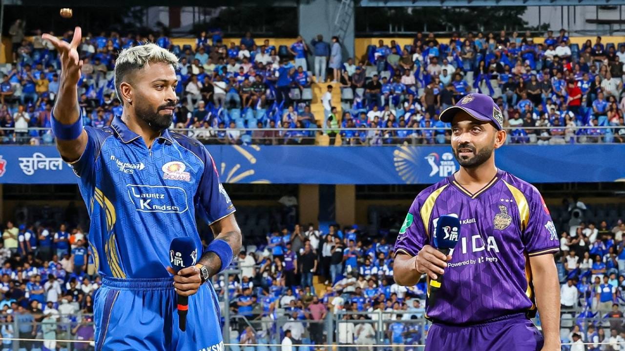 आयपीएल 2026 स्पर्धेत मुंबई इंडियन्स आणि कोलकाता नाईट रायडर्स यांच्यात सामना झाला. या सामन्यात हार्दिक पांड्याने नाणेफेकीचा कौल जिंकला आणि प्रथम गोलंदाजी स्वीकारली. नाणेफेकीचा कौल होताच मुंबई इंडियन्सच्या शिरपेचात मानाचा तुरा खोवला गेला आहे. (Photo- Mumbai Indians)