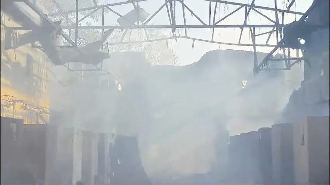 मृत्यूचा तांडव थांबेना, नागपूर स्फोटात जखमी झालेल्या एका माऊलीने सोडला प्राण; आकडा पाहून बसेल धक्का मृत्यूचा तांडव थांबेना, नागपूर स्फोटात जखमी झालेल्या एका माऊलीने सोडला प्राण; आकडा पाहून बसेल धक्का