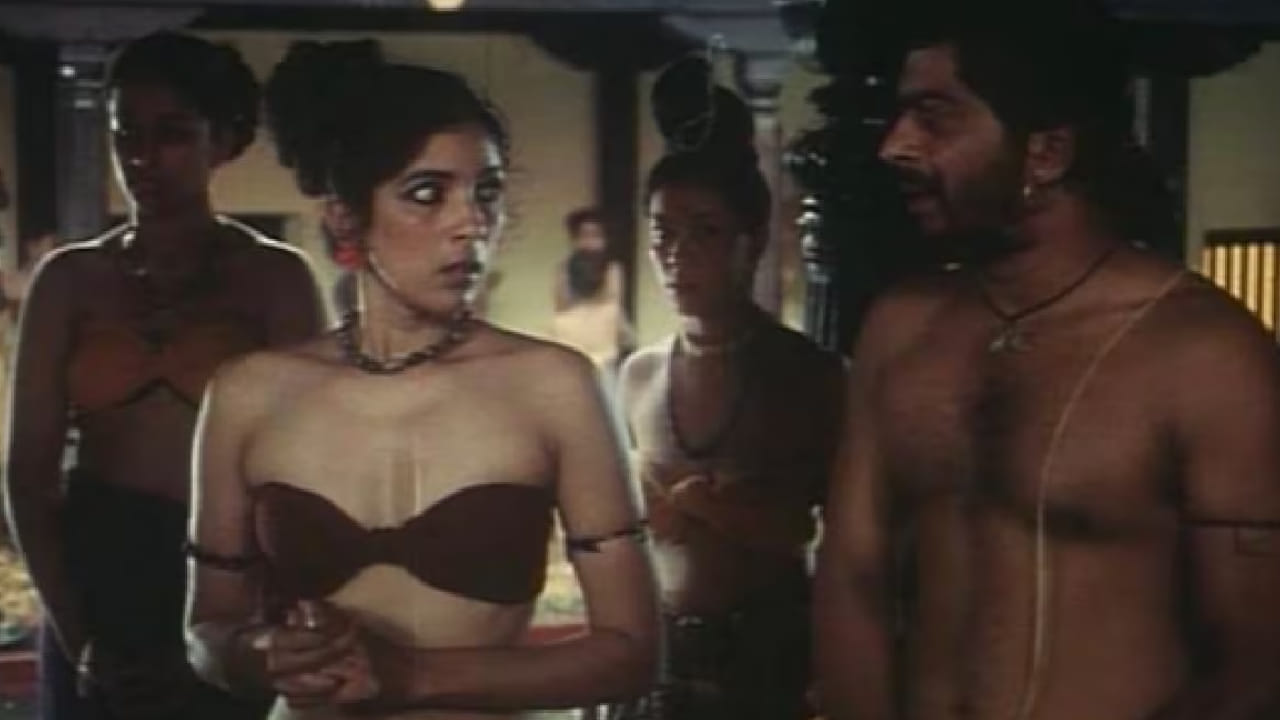 चित्रपटसृष्टीतील अनेक कलाकार त्यांच्या कामाबरोबरच वैयक्तिक आयुष्यामुळेही कायम चर्चेत असतात. अशाच धाडसी आणि बेधडकपणे बोलणाऱ्या अभिनेत्रींपैकी एक म्हणजे नीना गुप्ता. वयाच्या 66 व्या वर्षी त्यांच्या प्रेग्नन्सीच्या अफवांनी पुन्हा एकदा सोशल मीडियावर खळबळ उडवली आहे.