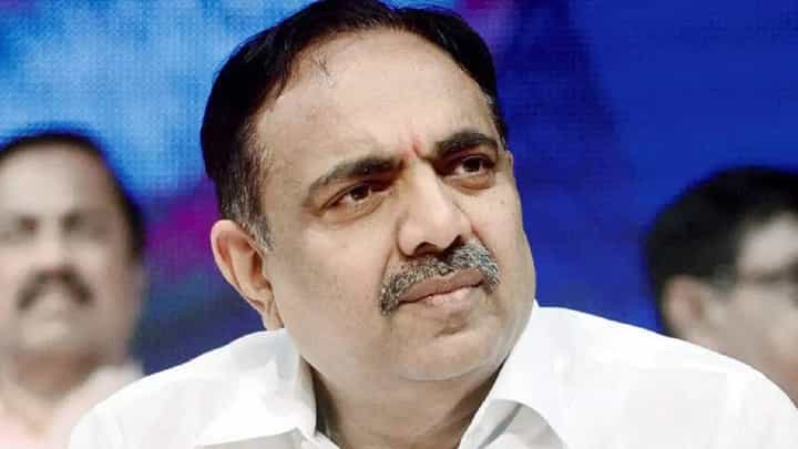 Jayant Patil | दोन्ही राष्ट्रवादीचे विलिनीकरण नाहीच?; नेमकं काय म्हणाले जयंत पाटील? Jayant Patil | दोन्ही राष्ट्रवादीचे विलिनीकरण नाहीच?; नेमकं काय म्हणाले जयंत पाटील?