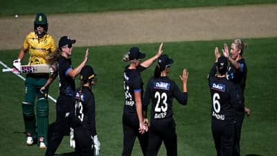 NZW vs SAW : न्यूझीलंडचा दमदार विजय, दक्षिण आफ्रिकेच्या महिला ब्रिगेडचा 6 विकेट्सने धुव्वा