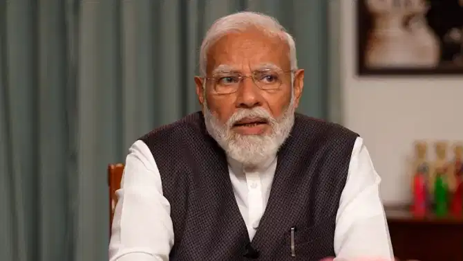जागतिक स्तरावर मोठ्या घडामोडी, युद्धाच्या भडक्यात PM मोदींचा 8 देशांच्या नेत्यांना फोन; काय झाली खलबतं?