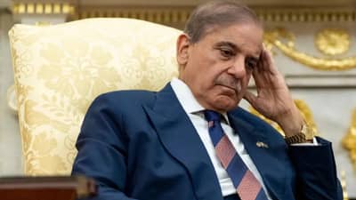 ताटात अन्न नाही, गाडीत इंधन नाही... इफ्तार पार्टीवरही बंदी, थेट धक्कादायक निर्णय, पाकिस्तान सरकारने...