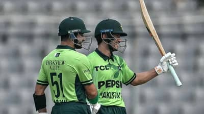 BAN vs PAK : पाकिस्तानच्या फलंदाजाचा कहर, माझ सदाकतची तोडफोड बॅटिंग, बांगलादेश विरुद्ध मोठा रेकॉर्ड ब्रेक