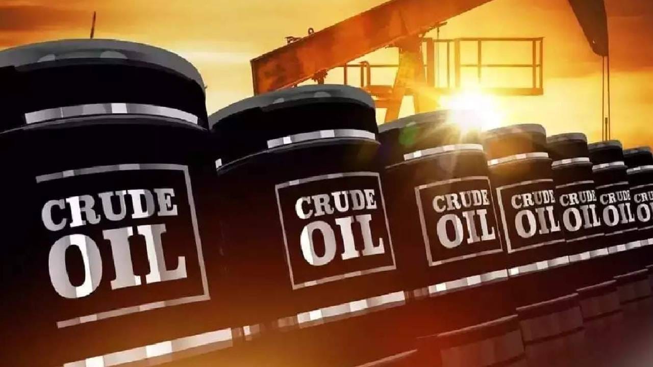 दरम्यान आखाती देशात गुरुवारी कच्चे तेलाचा भाव घसरला. क्रूड ऑईल 119 डॉलर प्रति बॅरलपेक्षा  14 डॉलर प्रति बॅरलने स्वस्त झाले. तर  अमेरिकन क्रूड डब्ल्यूटीआयचा भाव गुरुवारी 100 डॉलर प्रति बॅरलहून अजून घसरला. हे इंधन 8 डॉलर प्रति बॅरल इतके कमी झाले.