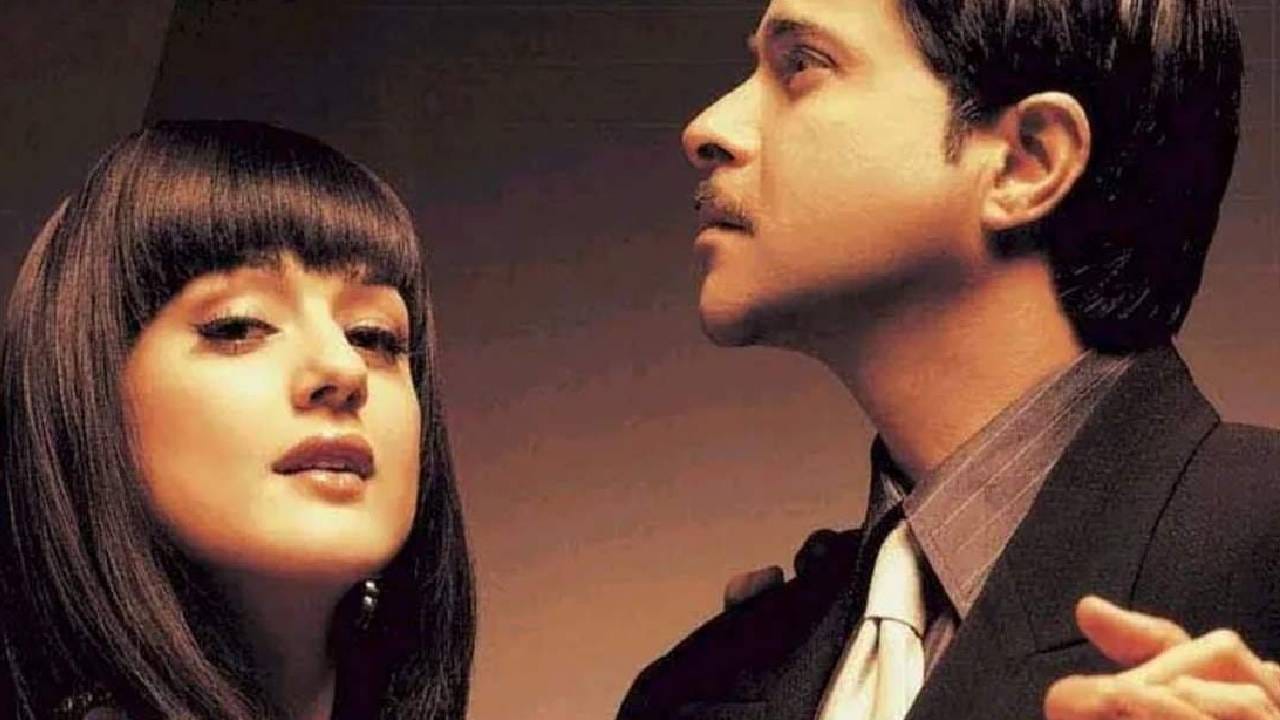 प्रीती झिंटा - ती  नेहमीच तिच्या क्यूट आणि बबली भूमिकांसाठी ओळखली जाते. मात्र, 'अरमान' या चित्रपटाद्वारे तिने या  प्रतिमेतून बाहेर पडण्याचा प्रयत्न केला. तिची सोनिया कपूरची निगेटीव्ह भूमिका आजही लोकांच्या आठवणीत आहे. अनेकांसाठी हा आश्चर्याचा मोठा धक्का होता. 