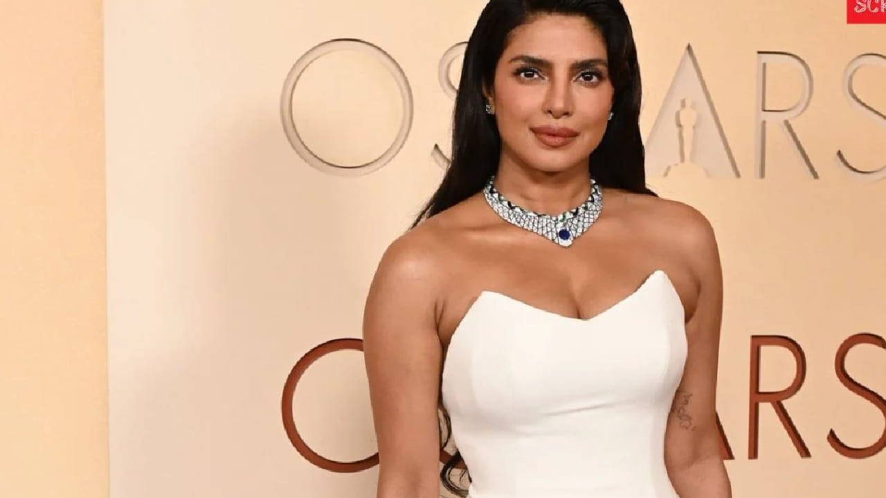 या यादीत चौथ्या क्रमांकावर बॉलिवूडची ‘ग्लोबल स्टार’ म्हणून ओळखली जाणारी प्रियंका चोप्रा हिचे नाव आहे. अभिनयासोबतच प्रॉडक्शन आणि आंतरराष्ट्रीय प्रोजेक्ट्समुळे तिची संपत्ती सुमारे 70 मिलियन डॉलर्स (581 कोटी रुपये) इतकी आहे.