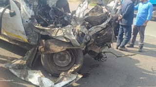 क्रूझरचा टायर फुटला, गाडी डिव्हायडर तोडून थेट… अंगावर काटा आणणारे फोटो समोर