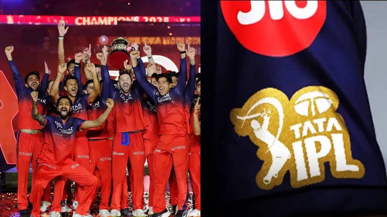 आयपीएल 2025 स्पर्धेत आरसीबीने अंतिम सामन्यात पंजाब किंग्सचा पराभव केला आणि जेतेपद मिळवलं. कर्णधार रजत पाटीदारच्या नेतृत्वात हे यश मिळालं. या विजयासह आरसीबीने 18 वर्षांची प्रतीक्षा अखेर संपवली. या ऐतिहासिक विजयाची आठवण म्हणून गोल्डन जर्सीची रचना करण्यात आली आहे. (Photo- Tv9 Network/ Kannad वरून)