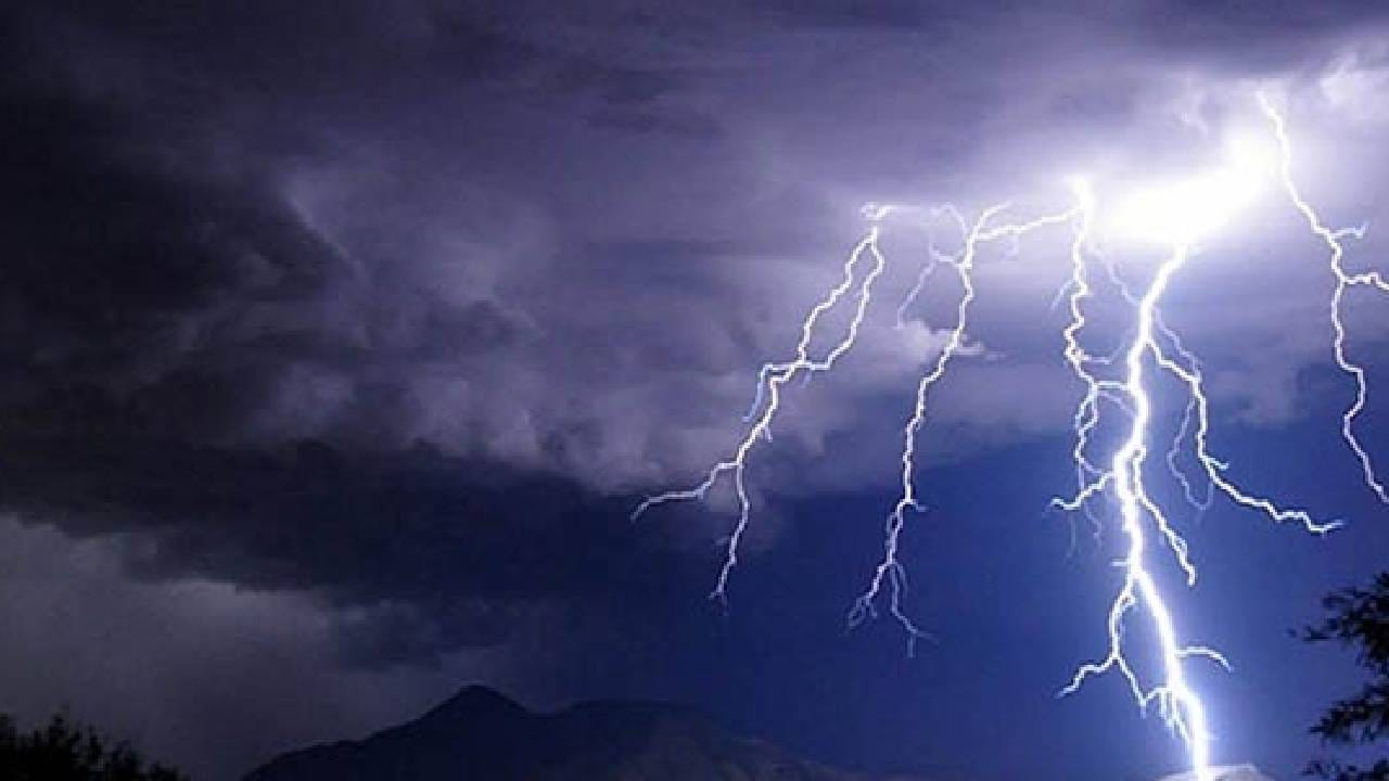 IMD Weather Update : पुन्हा कोसळणार पाऊल! तब्बल इतक्या जिल्ह्यांवर मोठे संकट, हवामान विभागाने.. IMD Weather Update : पुन्हा कोसळणार पाऊल! तब्बल इतक्या जिल्ह्यांवर मोठे संकट, हवामान विभागाने..