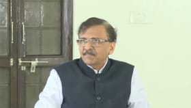 खरात फाईलमुळे अनेक मंत्री तणावाखाली, ICUमध्ये भरती करावं लागेल.