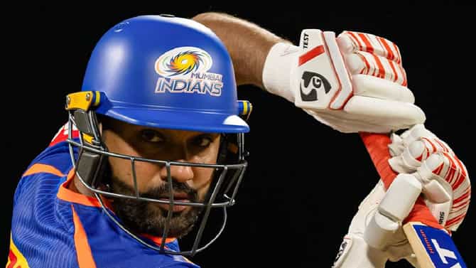 IPL 2026 : रोहित शर्मा मैदानात दिसणार की नाही? मुंबई इंडियन्सच्या हेड कोचने सर्व काही केलं स्पष्ट