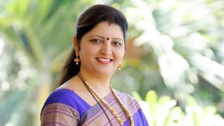 मोठी बातमी! अखेर रुपाली चाकणकरांची गच्छंती? मुख्यमंत्र्यांचे आदेश; भोंदुबाबाचे प्रकरण भोवलं