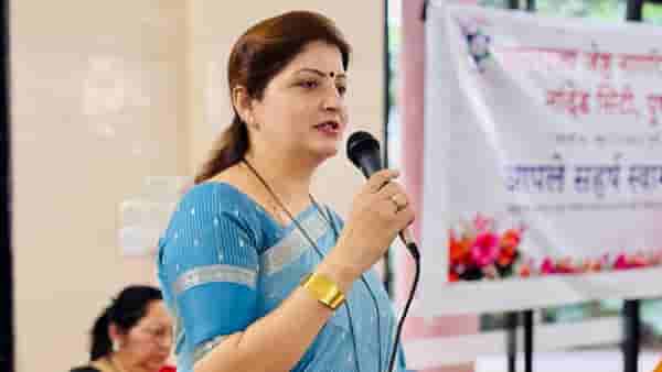 रूपाली चाकणकरांच्या अडचणी वाढणार? आणखी एक ऑडिओ क्लिप समोर, थेट मंत्र्यांच्या PA ला...