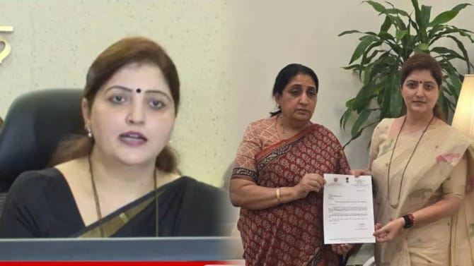 रुपाली चाकणकरांना अजून एक दणका? आता या पदाचाही राजीनामा द्यावा लागणार