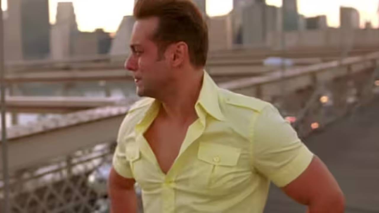 हा चित्रपट आहे 'जान-ए-मन' (२००६). सलमान खान, प्रीती झिंटा आणि अक्षय कुमार यांच्या मुख्य भूमिका असलेला हा सिनेमा बॉक्स ऑफिसवर फ्लॉप ठरला होता. अंदाजे ३५ कोटींच्या बजेटमध्ये बनलेल्या चित्रपटाने भारतात फक्त २५.१२ कोटी रुपयांची कमाई केली. मात्र चित्रपटातील गाणी खूप लोकप्रिय झाली.