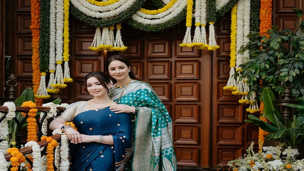नाकात नथनी, केसात गजरा... भावाच्या लग्नात सारा तेंडुलकरचा नथीचा नखरा, न पाहिलेले फोटो पाहून म्हणाल...