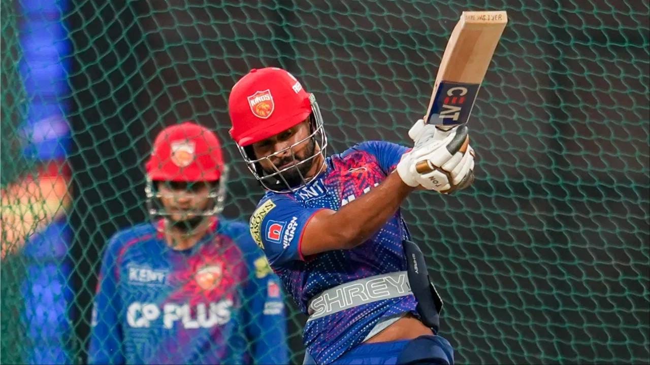 Punjab Kings vs Gujrat Titans: आयपीएल 2026 स्पर्धेतील चौथा सामना पंजाब किंग्स आणि गुजरात टायटन्स यांच्यात खेळला जाणार आहे. हा सामना मुल्लांपूरच्या खेळपट्टी नंबर 4 वर होणार आहे. या खेळपट्टीवर धावांचा वर्षाव होतो, असा भुतकाळ आहे. चला जाणून घेऊयात काय ते.  (Photo: PTI)