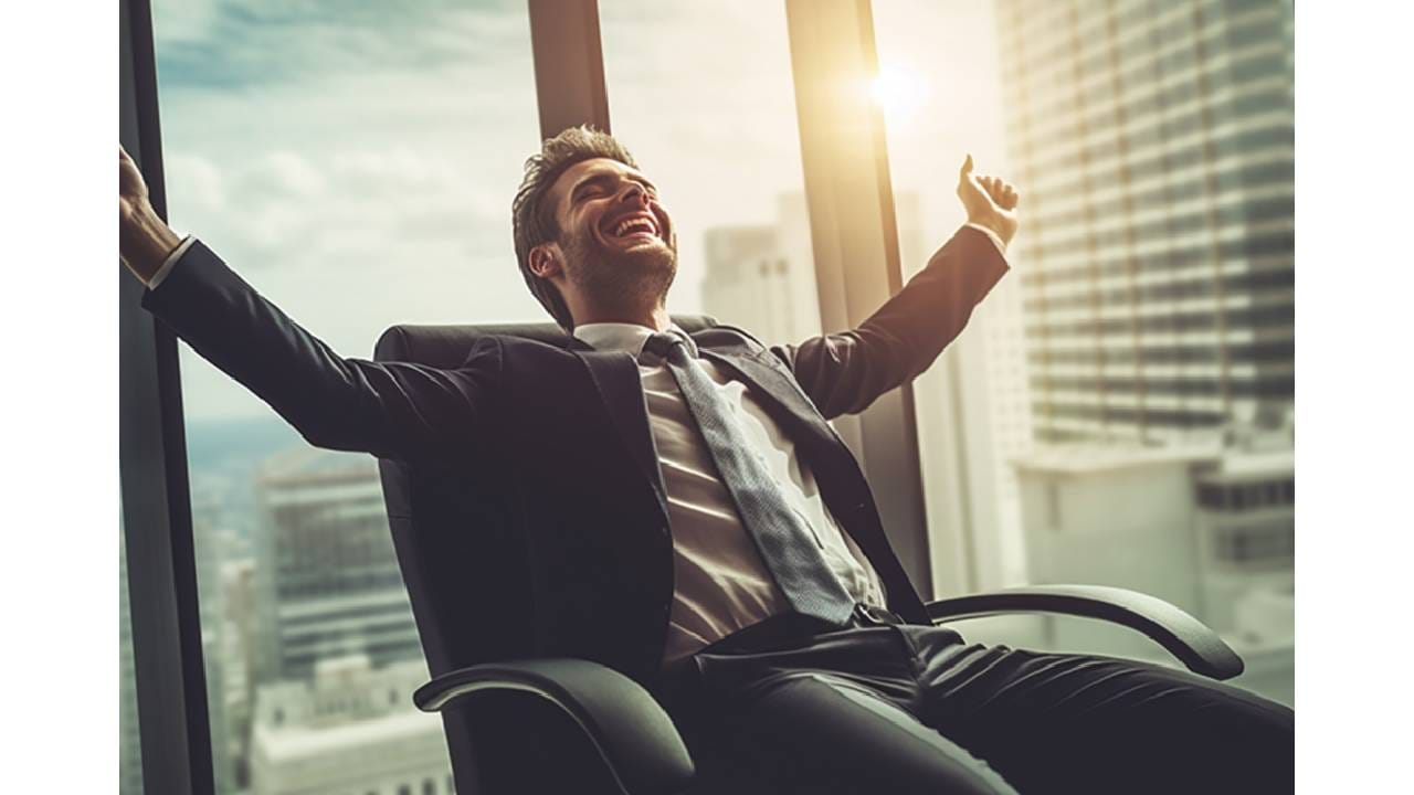 मनुष्याच्या आता मोठी शक्ती आहे. त्यामुळे आत्म्याची शक्ती ओळखा. त्यांना जागृत करा. प्रत्येक अडचणीचे समाधान तुम्ही शोधा. प्रेमानंद महाराजांचा हा विचार तुम्हाला रस्ता दाखवेल.