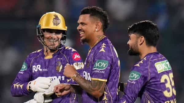 आयपीएल 2026 स्पर्धेच्या पहिल्याच सामन्यात अनेक विक्रम नोंदवले गेले. आता दुसऱ्या सामन्यातही हाच धागा पुढे ओढला जात आहे. यावेळी नाणेफेकीचा कौल होताच केकेआरचा अष्टपैलू सुनील नरेनने विक्रमाची नोंद केली आहे.