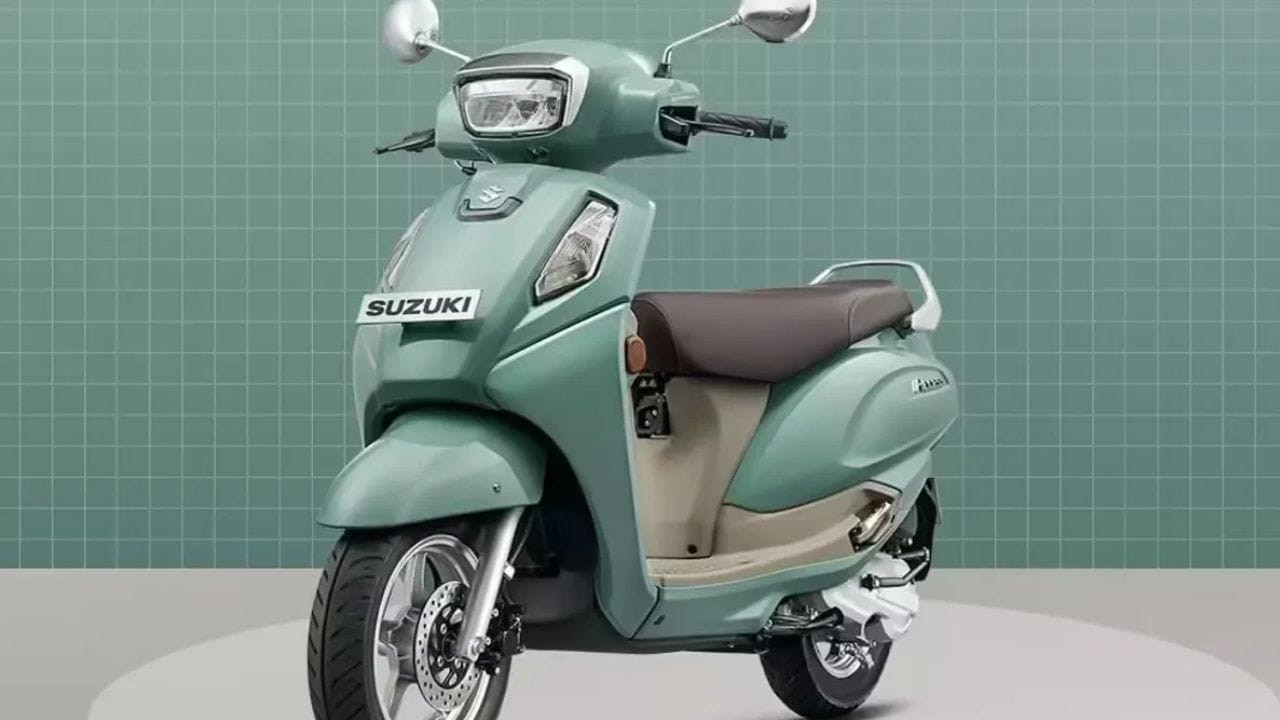 सुझुकी पुढील आठवड्यात नवीन स्कूटर करणार लाँच, टीझरमध्ये आकर्षक हेडलॅम्प्सची झलक सुझुकी पुढील आठवड्यात नवीन स्कूटर करणार लाँच, टीझरमध्ये आकर्षक हेडलॅम्प्सची झलक