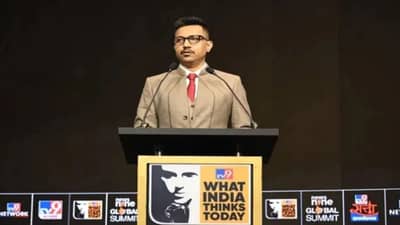 अनिश्चिततेच्या काळात जागतिक व्यवस्थेला आकार देण्यासाठी भारत सज्ज, WITT समिट 2026 पूर्वी TV9 चे एमडी आणि सीईओ बरुण दास यांचे विधान