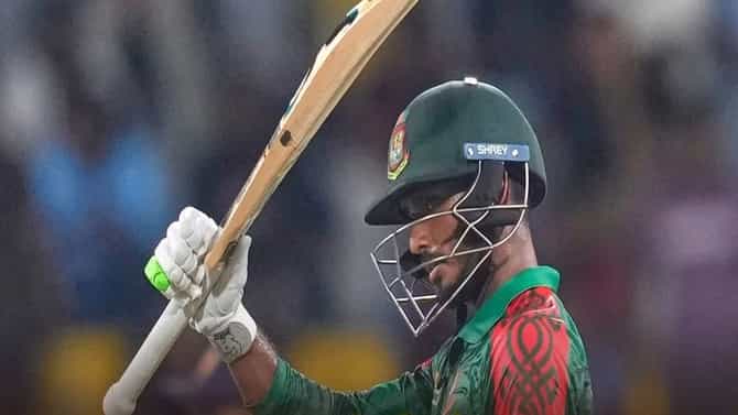 BAN vs PAK : बांगलादेशच्या ओपनरचा शतकी तडाखा, पाकिस्तानच्या गोलंदाजांची धुलाई, 11 वर्षांआधीचा रेकॉर्ड ब्रेक