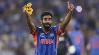 Jasprit Bumrah : W,W,W,W, जसप्रीत बुमराहचा कारनामा, 4 विकेट्स घेत वर्ल्ड रेकॉर्ड ब्रेक, काय केलं?