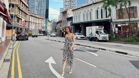 मराठी अभिनेत्रीचा 24 वर्षांनी मोठ्या अभिनेत्यासोबत इंटिमेट सीन.