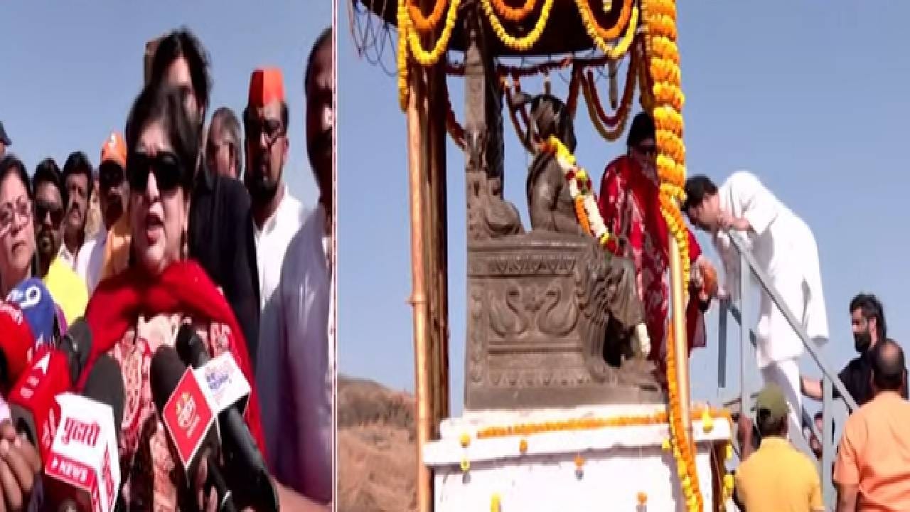 तुम्ही लोकांशी बोललं पाहिजे, त्यांना भेटलं पाहिजे. हजारो लोकांना आपल्या पक्षाचं सदस्य व्हायचं आहे. त्यांना सदस्य करुन घ्या. आज महाराजांच्या आशिर्वादाने रागयडावर सदस्य नोंदणीला सुरुवात करत आहोत. 