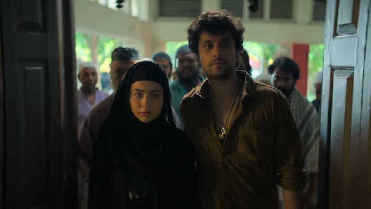 या चित्रपटाचे दिग्दर्शन सुदीप्तो सेन यांनी केले आहे. पहिल्या भागाप्रमाणेच यावेळीही चित्रपटाची कथा संवेदनशील आणि काही वास्तविक घटनांवर आधारित असल्याचे सांगितले जाते.