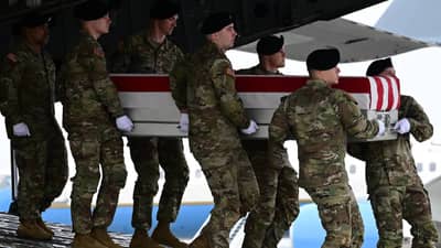 इराणसोबतच्या युद्धात अमेरिका सर्वात मोठा दणका, अमेरिकेत खळबळ, तब्बल 200 अमेरिकन सैनिक...