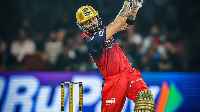 RCB vs SRH: विराट कोहलीचं नाबाद अर्धशतक, पहिल्याच सामन्यात इतके विक्रम