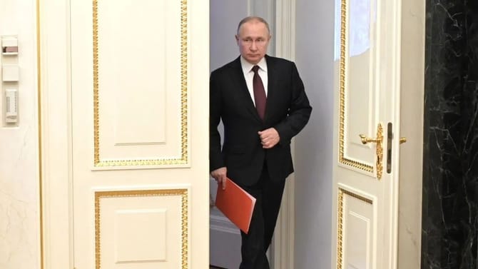 इराण-इस्राईल-USचे युद्ध आणि रशिया होतोय मालामाल, तिजोरीत रोज जमा....