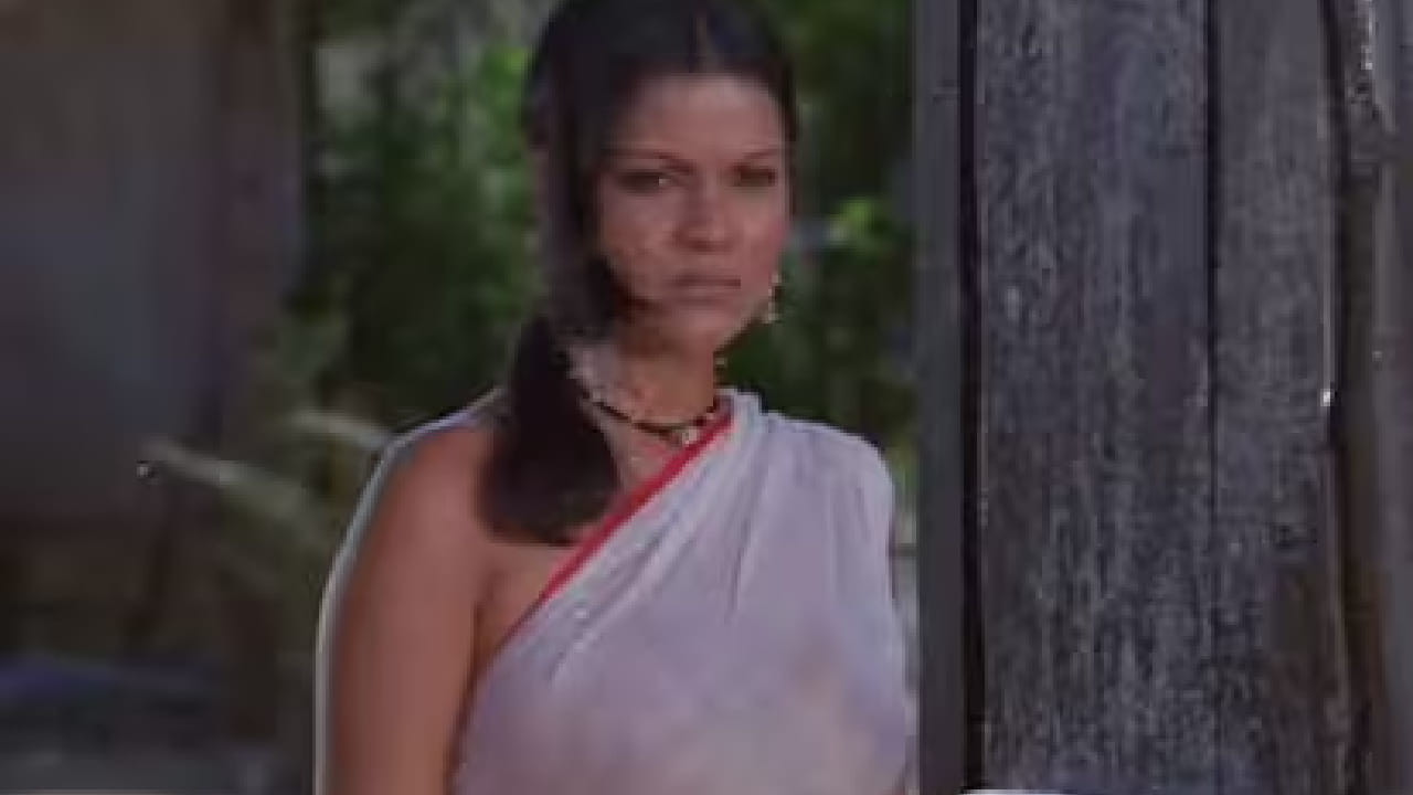 यानंतर अमिताभ स्वतः त्या दिग्दर्शकाला घेऊन जीनत अमानकडे गेले आणि त्यांनी माफी मागितली. दिग्दर्शकालाही आपली चूक लक्षात आली होती. त्यांनी अमिताभ बच्चन यांच्या उशिराची जबाबदारी चुकीने जीनत अमानवर टाकली होती. जीनत अमानने नंतर तो चित्रपट पूर्ण केला, मात्र त्या दिग्दर्शकासोबत पुन्हा कधीच काम केले नाही.