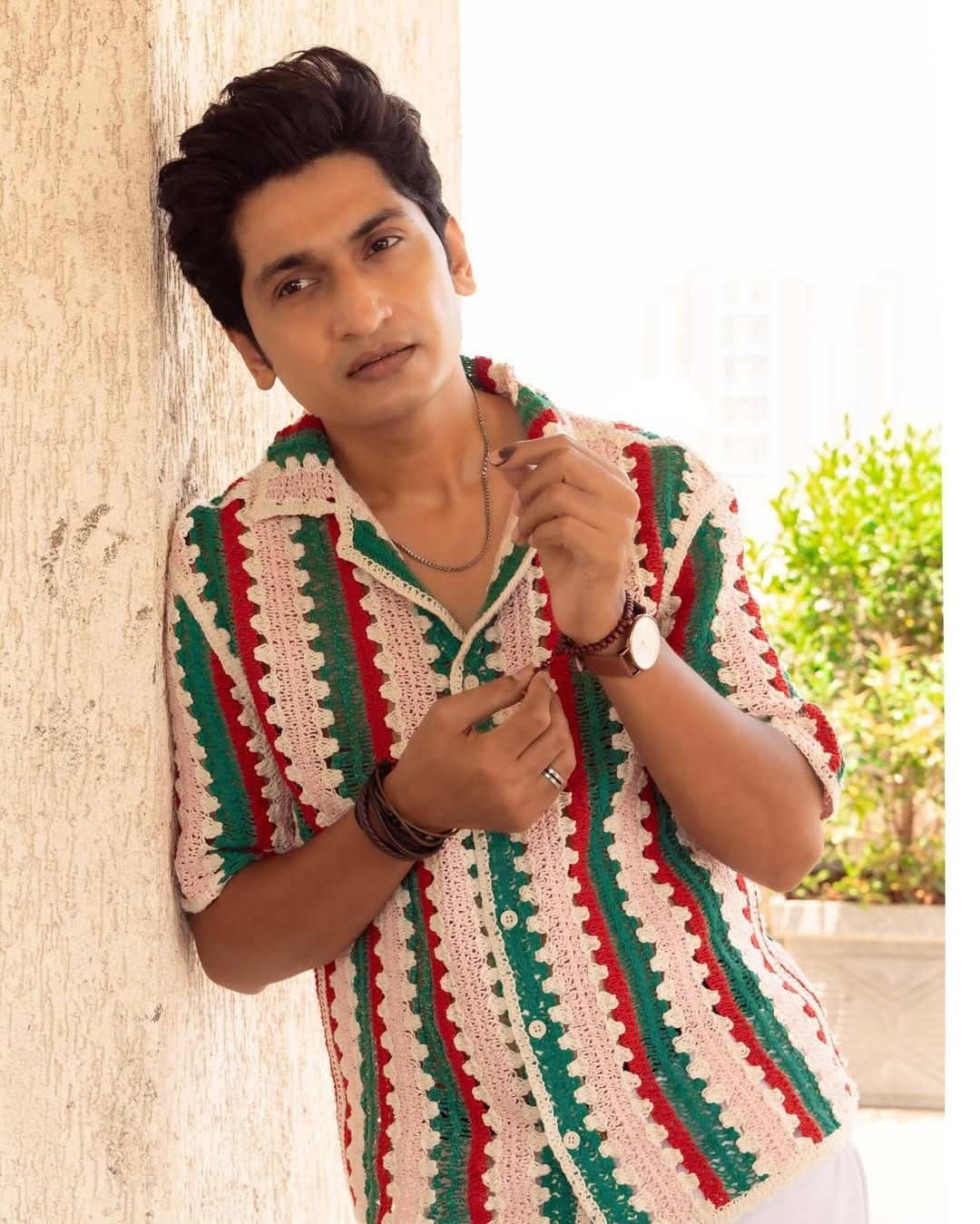 संकर्षण याचा लहान भाऊ अधोक्षज कऱ्हाडे दुसऱ्यांदा बाबा झाला आहे. अधोक्षजने सोशल मीडियावर खास पोस्ट लिहित चाहत्यांबरोबर ही बातमी शेअर केली आहे. सध्या पोस्ट त्याची पोस्ट सोशल मीडियावर तुफान व्हायरल होत आहे.