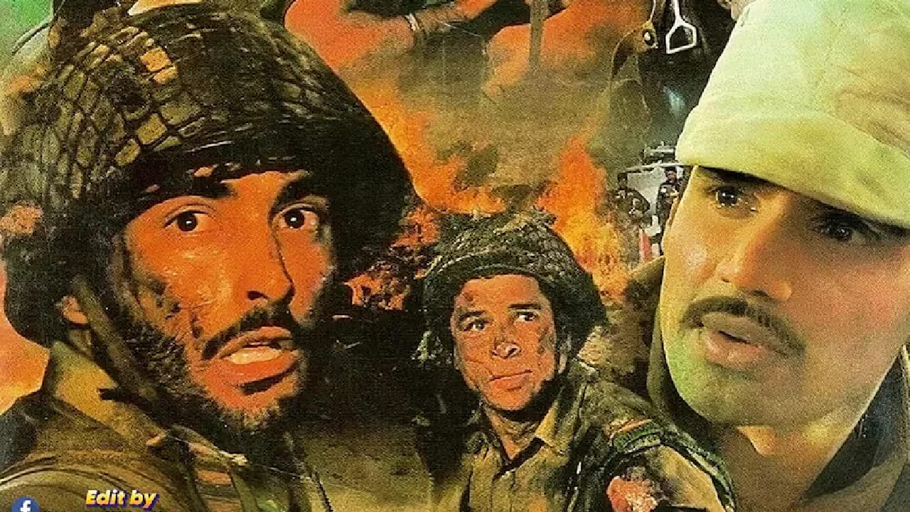 प्रेक्षकांकडून चित्रपटाला भरभरून प्रतिसाद मिळत असताना, पहिल्या भागातील डकैत रहमानची भूमिका साकारणाऱ्या अक्षय खन्नाची कमतरता जाणवत असल्याचे अनेकांनी म्हटले आहे.