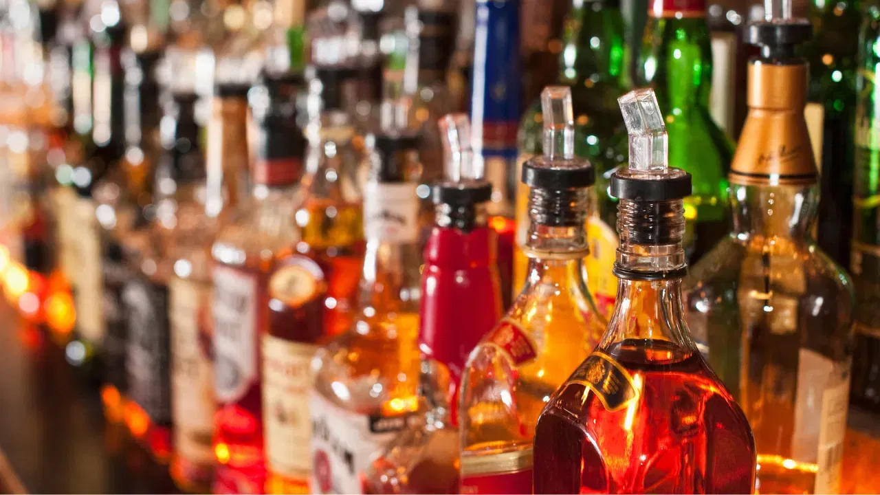 बकल म्यूकोसा कॅन्सर हा भारतात मुख कॅन्सरचा सर्वात सामान्य प्रकार आहे आणि यात रुग्णाच्या ५ वर्षांपर्यंत जगण्याची शक्यता फक्त ४३% आहे. चिंतेची बाब म्हणजे अभ्यासातील अनेक रुग्ण ४५ वर्षांपेक्षा कमी वयाचे होते, जे दर्शवते की कमी वयात दारूचे व्यसन भविष्यात गंभीर परिणाम आणू शकते.