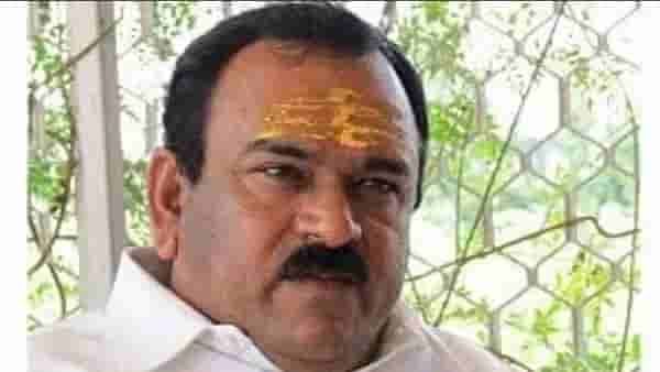 Ashok Kharat case : अखेर अशोक खरात याची पहिली प्रतिक्रिया समोर; म्हणाला साप, वाघ हे सगळं...