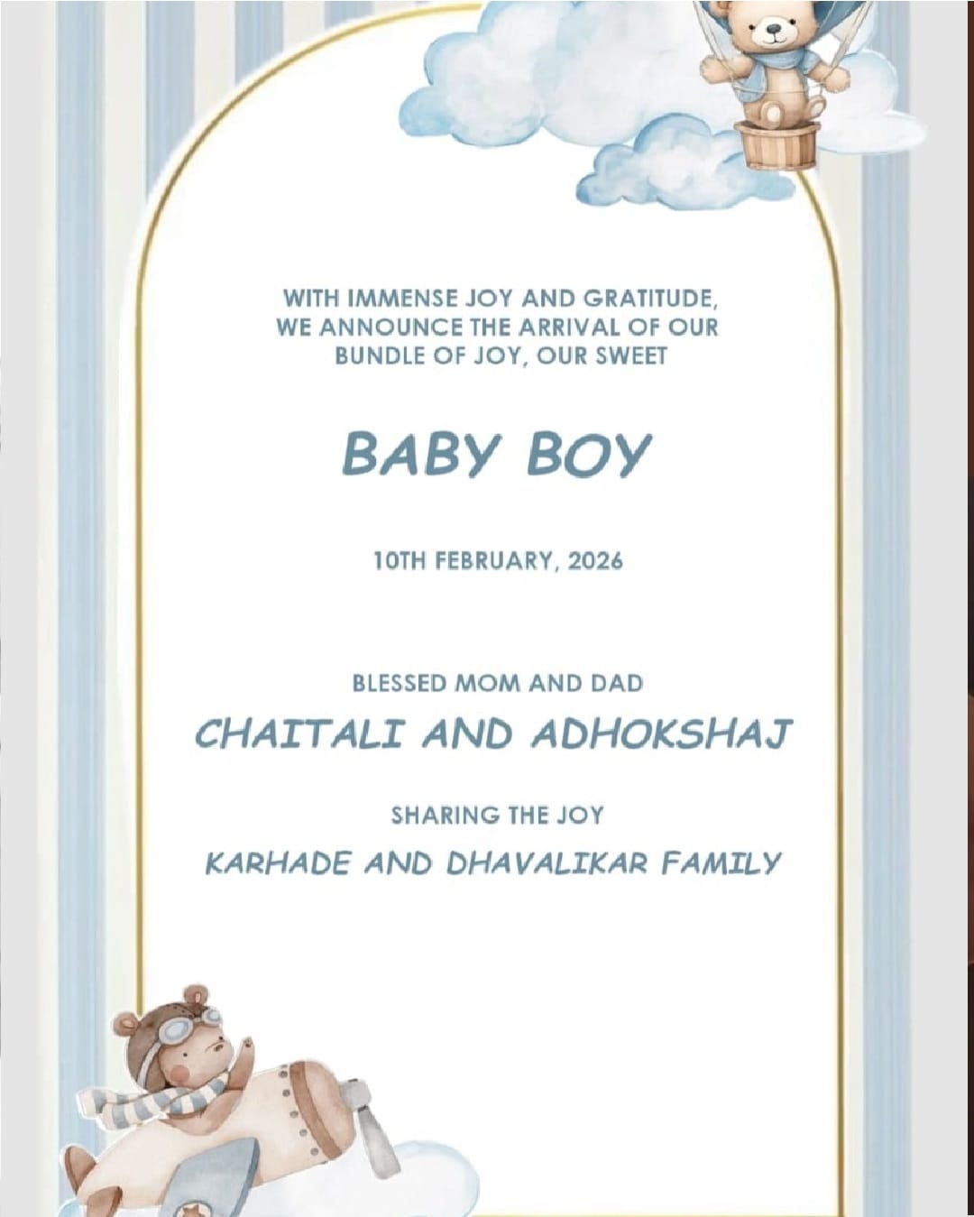 अधोक्षज कऱ्हाडे आनंद व्यक्त करत म्हणाला, 'आता सगळ्यांना उत्सुकता आहे “अधोक्षजच्या मुलाचं नाव काय असेल”? ह्याची! नाव ठरवलं आहे. छान आणि अर्थपूर्ण आहे. बारसं झालं की सांगेनच. पण सद्ध्या पाळण्यातलं नाव “नारायण” ठेवलं आहे! शुभेच्छा आणि आशीर्वाद कायम असूद्या! '