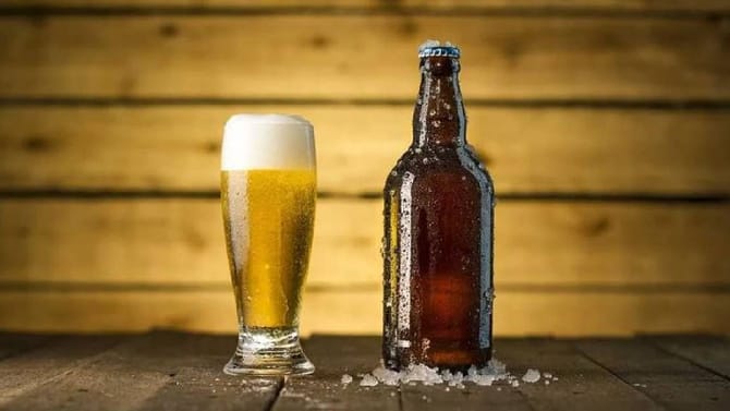 बिअरचा नाद फार डेंजर, पुरुषांमध्ये होतो असा बदल की...वाचून झोप उडेल!