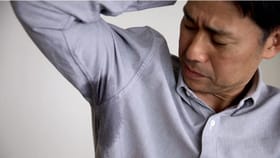 घामाच्या वासाने हैराण झाले असाल तर 'या' 7 घरगुती उपायांचा करा अवलंब.