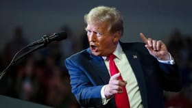 इराण युद्धात ब्रिटन पीएम स्टॉर्मर यांच्या निर्णयाने ट्रम्प संतापले.