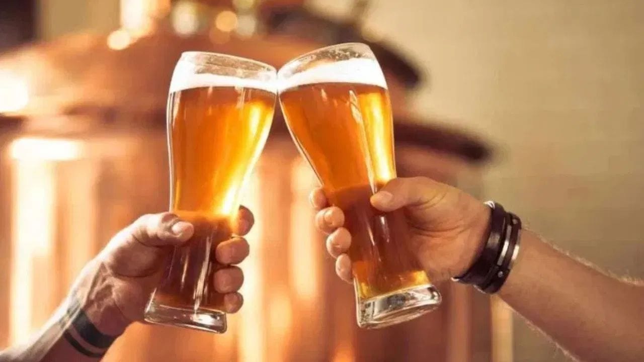 यकृत केवळ अल्कोहोलवर प्रक्रिया करते असे नव्हे तर रक्तातील साखर आणि रक्तालीत चरबी नियंत्रित करण्यात देखील महत्वाचा रोल बजावते. नियमित दारु घेतल्याने चयापचय विकार होऊ शकते. ज्यामुळे इन्सुलिन प्रतिरोधकता आणि ट्रायग्लिसराईडची पातळी वाढू शकते. बीएमजे ओपन जर्नलमध्ये आलेल्या अभ्यासानुसार ज्या लोकांनी महिनाभर दारु बंद केली,त्यांच्यात इन्सुलिन संवेदनशीलता सुधारली आणि रक्तातील साखरेची पातळी देखील कमी झाली आणि लिपिड प्रोफाईल देखील सुधारले.