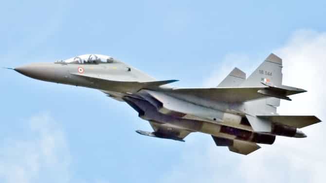 भारतीय वायू सेनेच्या Su-30MKI जेट फायटरचा रडारशी संपर्क तुटला, शोध मोहिम सुरु